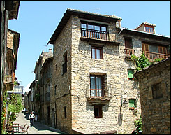 Casa Escudero