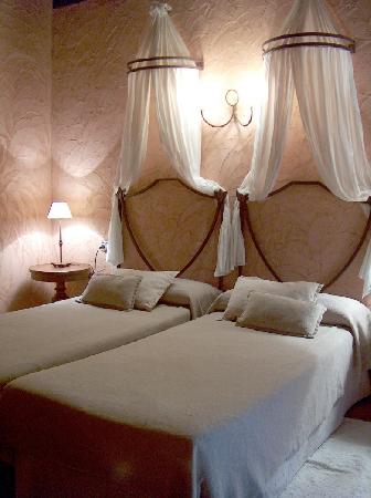 Hotel Cueva Del Gato
