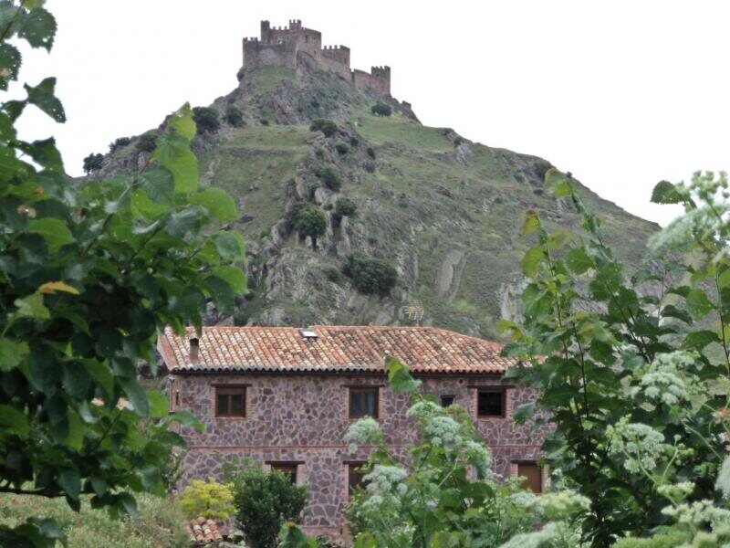 Castillo De La Riba