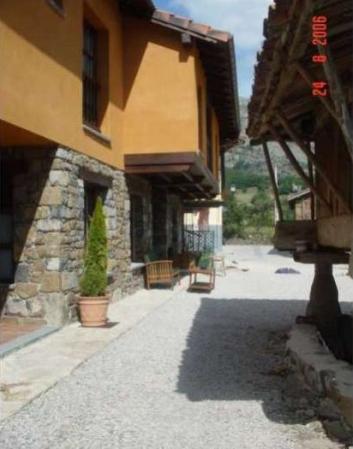 Apartamentos Casa Les Pedroses