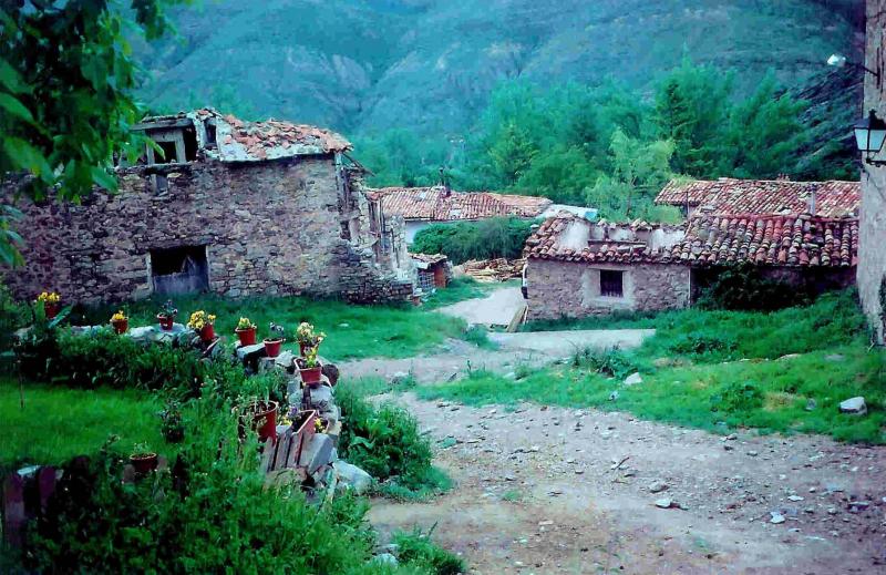 La Casa Del Valle Encantado