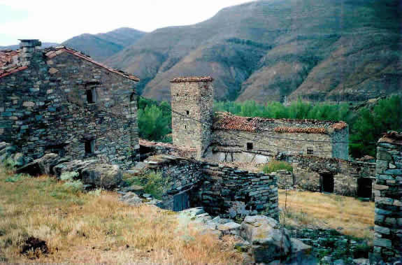 La Casa Del Valle Encantado