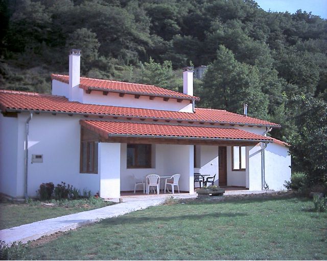 Apartamenos Rurales Txastarena I , I I