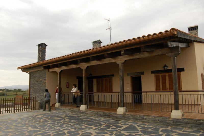 Apartamentos Rurales El Lago