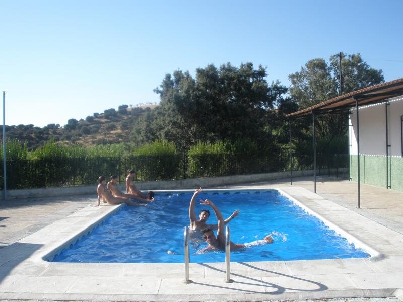 Los Almendros