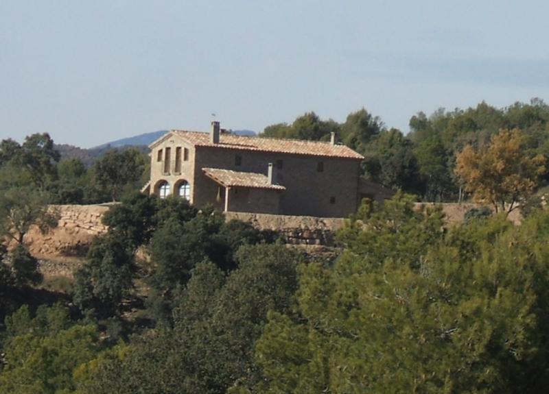 CAL BENET