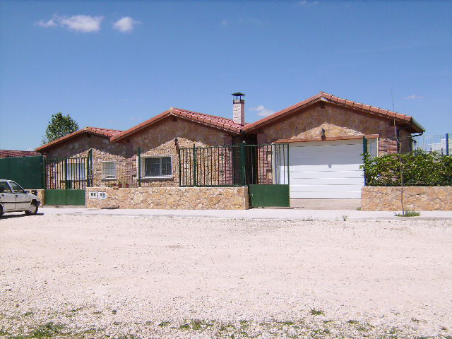 Casa Rural Rio Arlazon