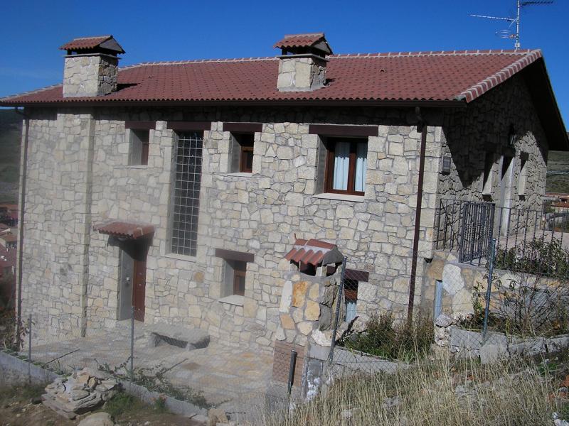 Casa Los Guijos I Y Ii