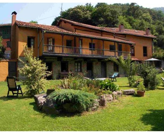 Corrada De Torales