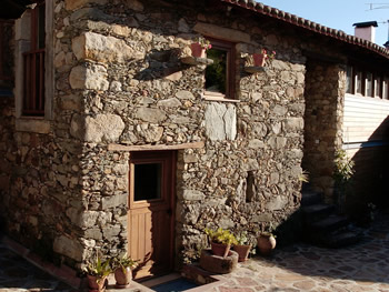 Casa do Vale do Linteiro - Serpins