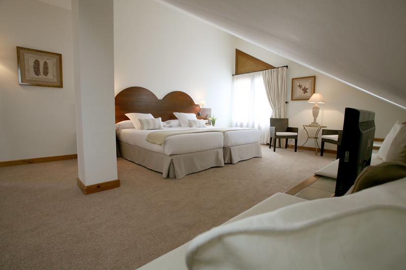 Hotel Ciudad De Cenicero