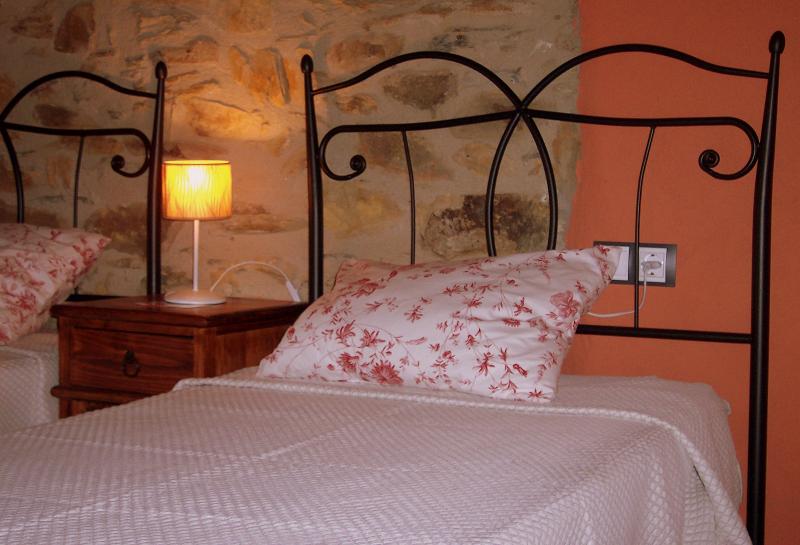 LA TI ISABEL