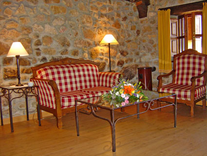 Casa Rural De Aldea La Tenada