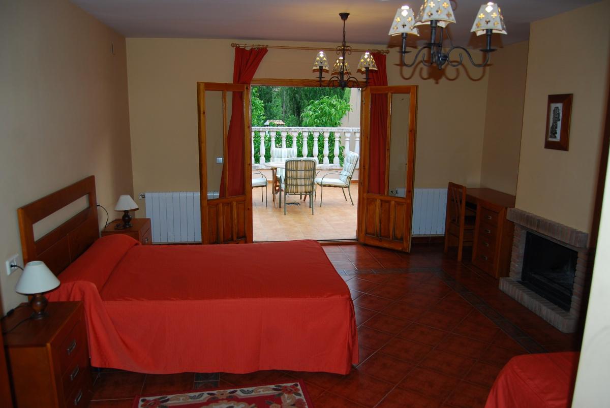 Hostal La Noguera