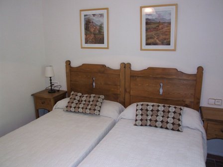 Casas Rurales Batan Rio Tus