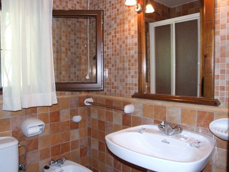 Casas Rurales Batan Rio Tus