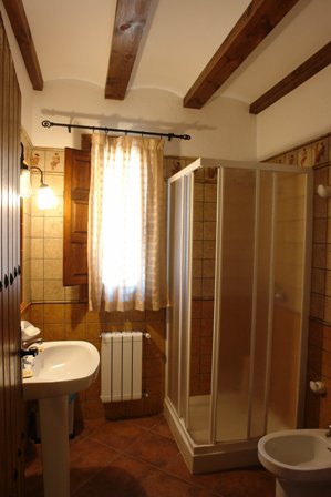 Casas Rurales Batan Rio Tus