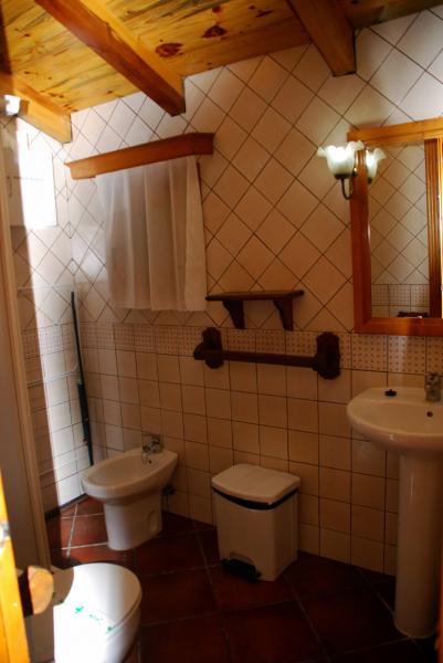 Casas Rurales Batan Rio Tus