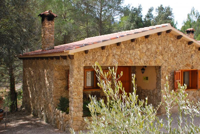 Casas Rurales Batan Rio Tus