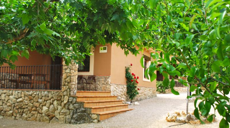 Casas Rurales Batan Rio Tus