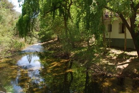 Casas Rurales Batan Rio Tus