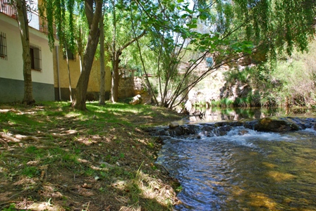 Casas Rurales Batan Rio Tus