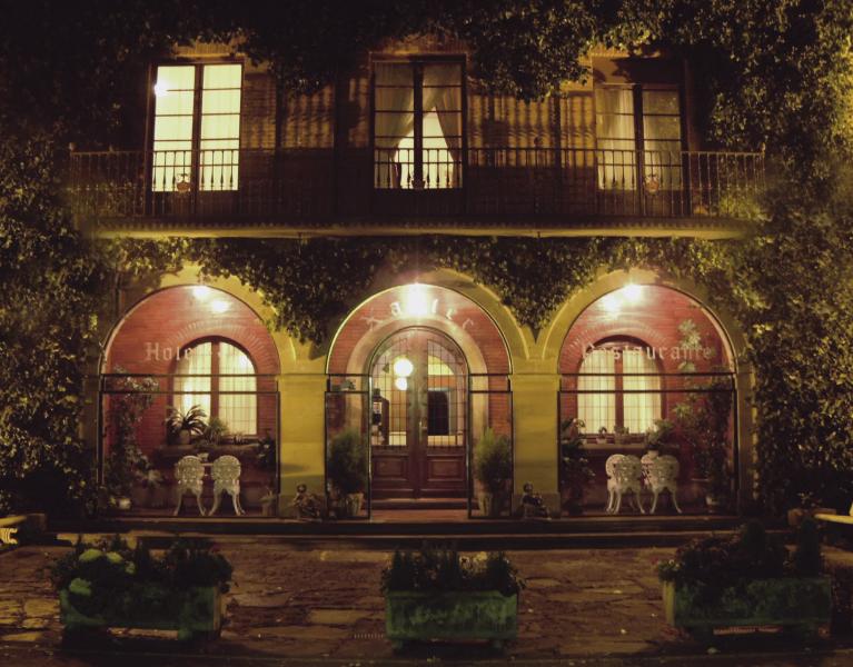 HOTEL XABIER