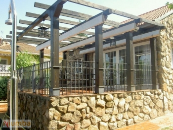 La Cabaña De Piedra