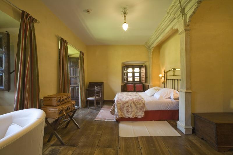 Hotel Quintana Del Caleyo