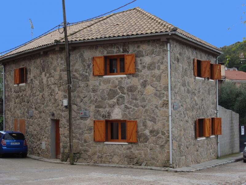 Castañar I Y Castañar Ii