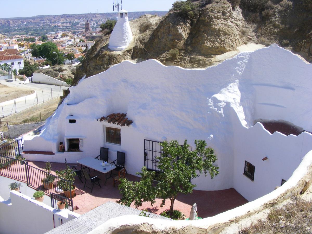 Cueva Almendro