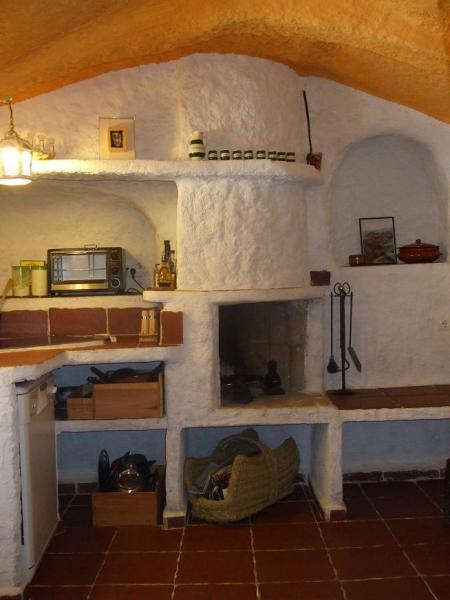 Cueva Almendro