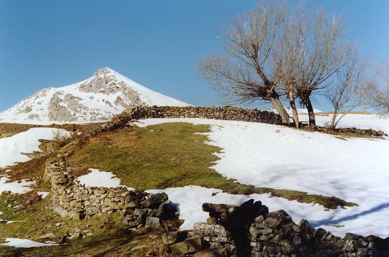 LA PARADA A y B