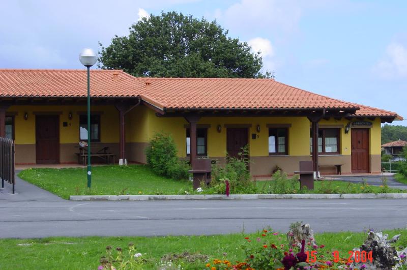 Apartamentos Rurales La Regatina