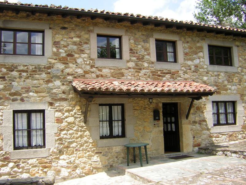 Apartamentos La Canal