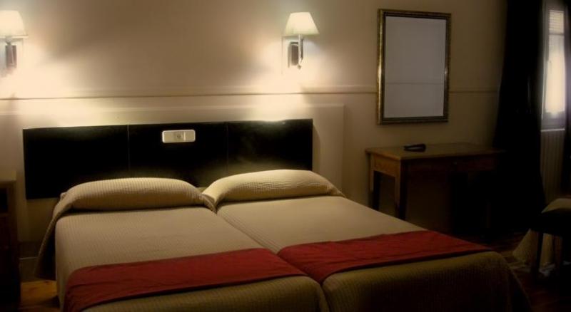Hostal Canovas