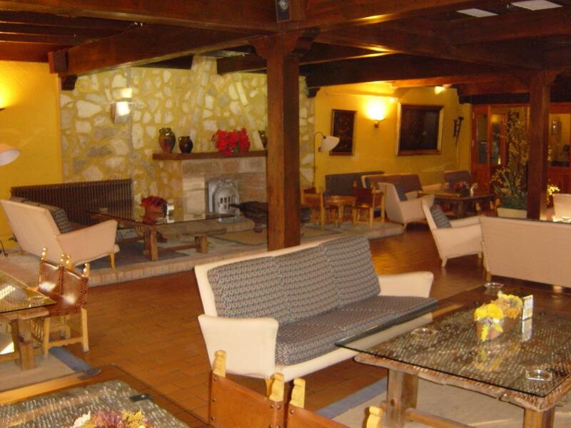 Hotel Cueva Del Fraile