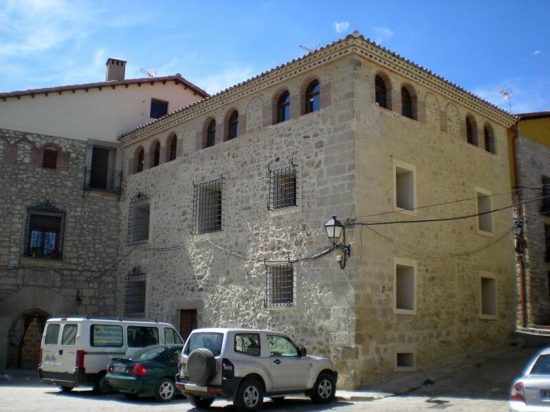 Casa De Los Fernández Rajo I Y Ii