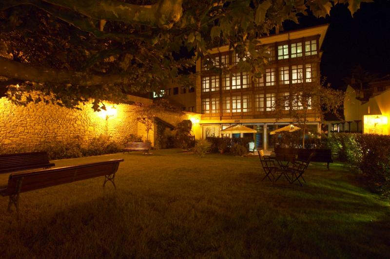 Apartamentos La Pontiga