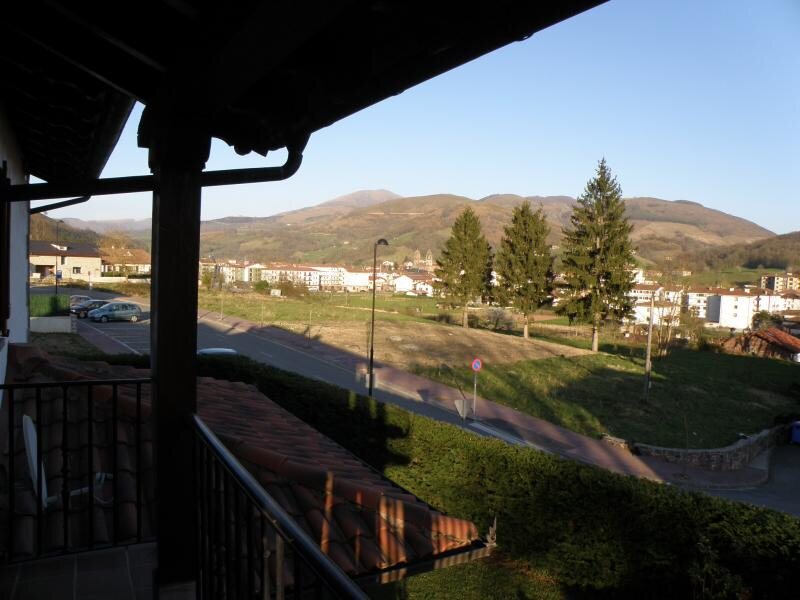Casa Merkatuzelai