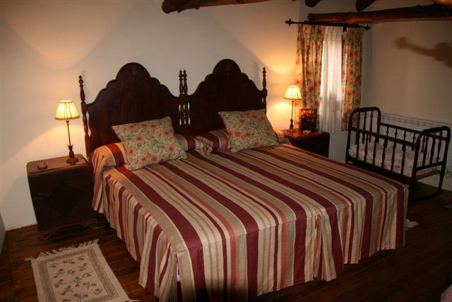 Casa Lindos Huespedes