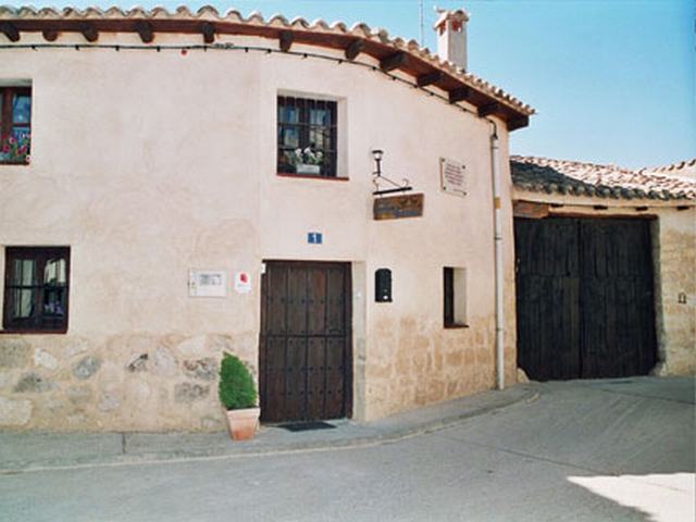 Casa Lindos Huespedes