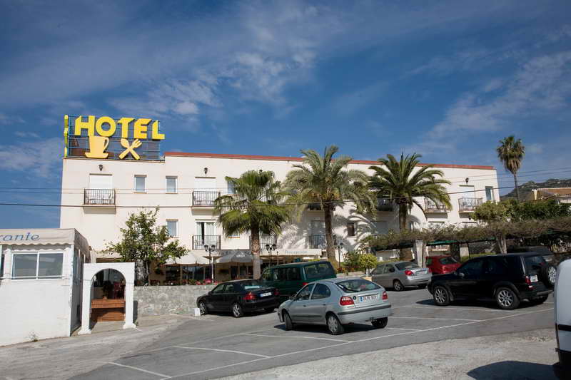 Hotel Al-andalus