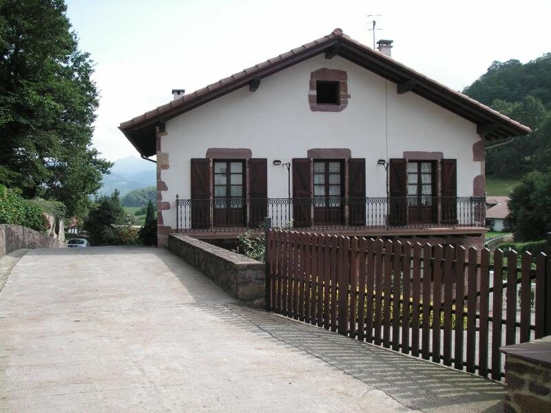 Bizentenea
