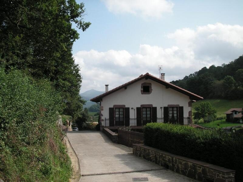 Bizentenea