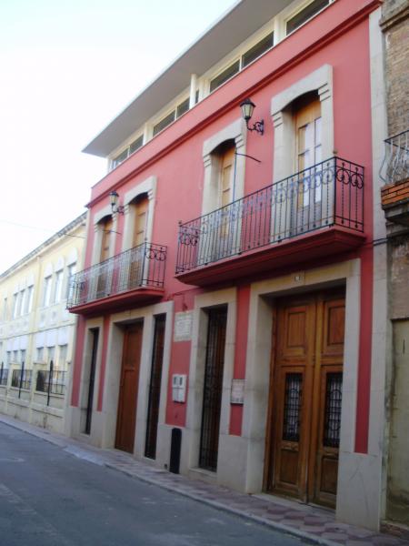 Ca´ls Mestres (La Casa de La Palmera)