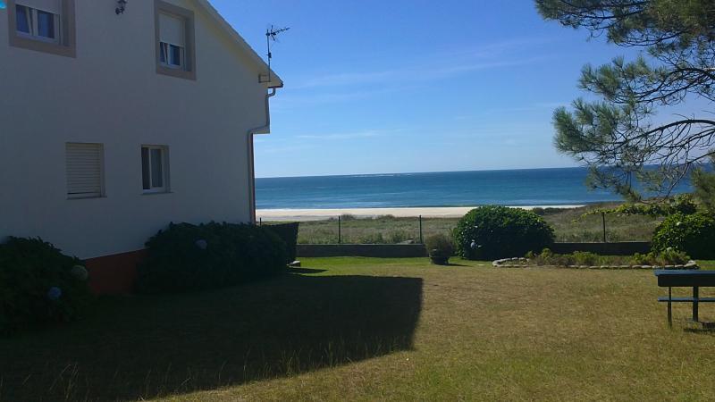 Apartamentos Playa De Lariño