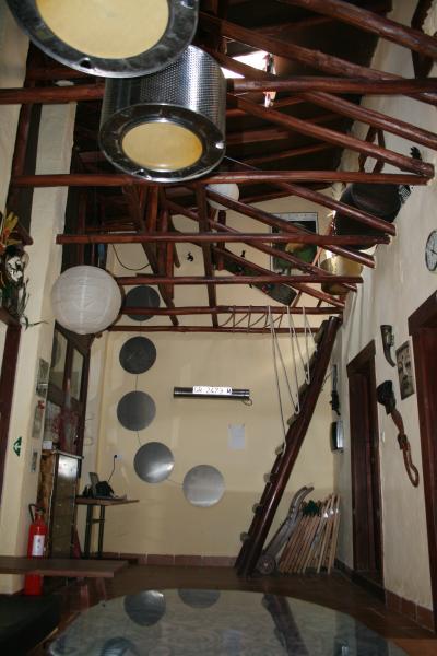 Viyarike Gallery House Style