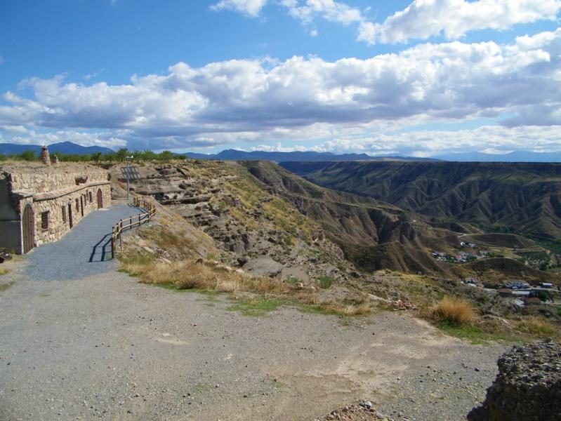 Cuevas El Torriblanco De Gorafe