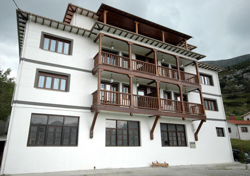 Apartamentos Rurales La Bardenilla